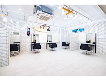 メンズパーマ×メンズブリーチ メンズヘアサロン YUIMARL SLOW 倉敷店【メンズパーマメンズブリーチ メンズヘアサロン ユイマァルスロウ クラシキテン】(岡山県倉敷市／美容室)