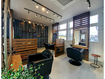 hair design *Lily emo* 【ヘアーデザインリリィエモ】【ヘアーデザインリリィエモ】(島根県松江市／美容室)