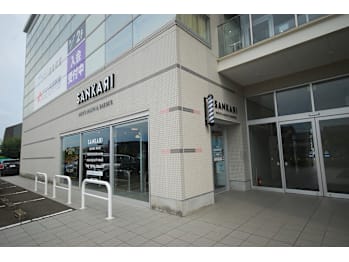 SANKARI 新居浜駅前店【サンカリ ニイハマエキマエテン】(愛媛県新居浜市／美容室)