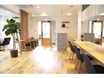 ブロッサム 北浦和店【ブロッサム キタウラワテン】(埼玉県さいたま市／美容室)