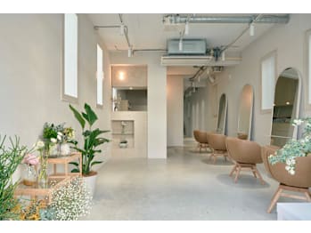 【花屋併設の美容院】mallow eve【マロウ イヴ】(愛知県名古屋市東区)