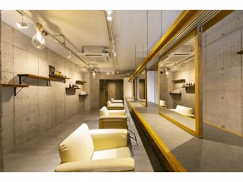 comeLe【コメル】(京都府京都市中京区新椹木町通二条上る)