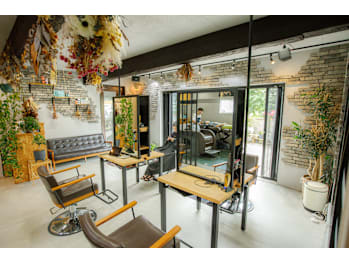 Graph 'puppet【グラフパペット】【グラフパペット】(新潟県新潟市中央区／美容室)