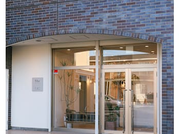 大人の女性のヘアサロンShe 東橋良店【オトナノジョセイノヘアサロンシーヒガシハシラテン】(愛知県豊橋市／美容室)