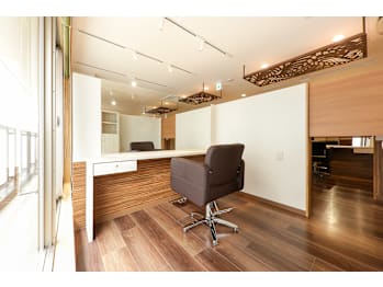 個室美容室 ディアローグ 登戸店(神奈川県川崎市多摩区)