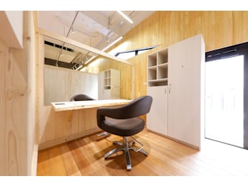 個室美容室 ディアローグ 自由が丘店(東京都目黒区)