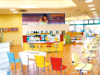 PARIS PARI 西条店【パリスパリ サイジョウテン】(愛媛県西条市／美容室)