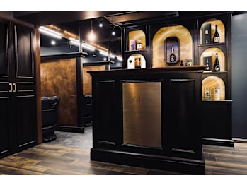 銀座shino~灯~HANARE メンズ 理容室 barber【トモシビ ハナレ バーバー 】【ギンザシノトモシビハナレメンズリヨウシツバーバー】(東京都中央区／美容室)