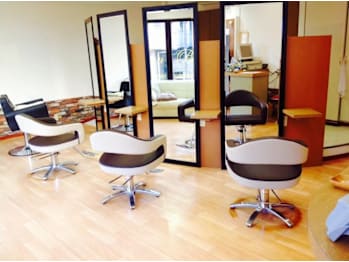 Moon Bow(東京都国分寺市)