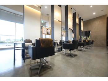 hair make Blanc de Blancs【ヘアメイクブランドブラン】【ヘアメイクブランドブラン】(山口県下関市／美容室)