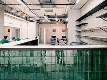 EXPLORE DESIGN ACT.三鷹【エクスプロアデザインアクト】【エクスプロア デザイン アクト】(東京都三鷹市／美容室)