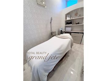 山野愛子どろんこ美容 TOTAL BEAUTY grand jete(大阪府和泉市)