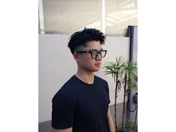 Men's salon SCENE by RAD helm(大阪府大阪市北区)