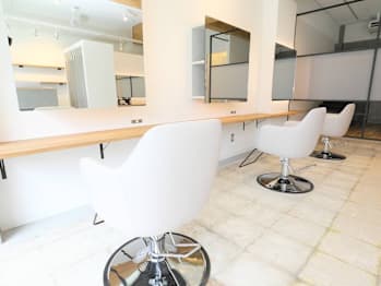 e・m・u【エム】【エム】(愛知県名古屋市西区／美容室)