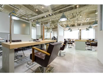 Alea by little 横浜【アーレアバイリトル】(神奈川県横浜市／美容室)