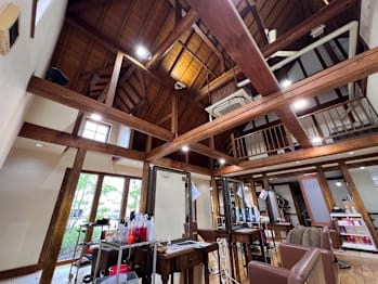 TJ天気予報 3コ 豊明店【ティジェイテンキヨホウ サンコ トヨアケテン】(愛知県豊明市／美容室)