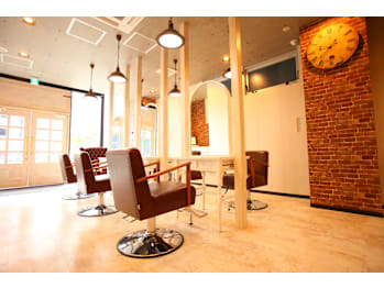 錦糸町 美容室 Conforto 【コンフォルト】【キンシチョウ ビヨウシツ コンフォルト】(東京都墨田区／美容室)