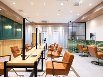 L’atelier BROCANTE 立川北口店【ラトリエブロカント】【ラトリエブロカントタチカワキタグチテン】(東京都立川市／美容室)