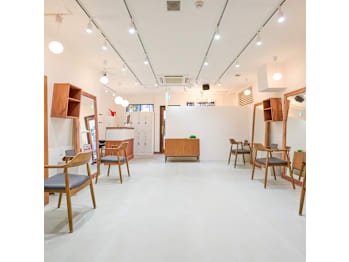 ＆ Graph.【アンドグラフ】(東京都立川市／美容室)