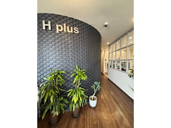 hair salon & cafe H plus【エイチプラス】(長野県長野市／美容室)
