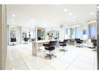 Claude MONET 新宿店【クロードモネシンジュクテン】(東京都新宿区／美容室)