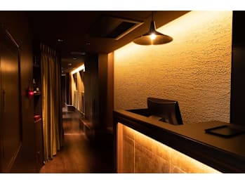 HIROGINZA東京駅八重洲口店【ヒロギンザトウキョウエキヤエスグチテン】(東京都中央区／美容室)