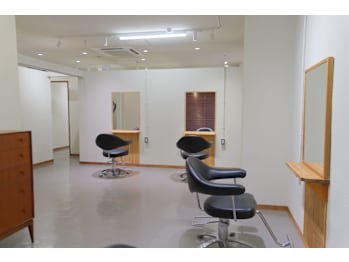 Click 小倉店/ボブ/ショート/縮毛矯正/髪質改善/酸性ストレート/Men's【クリック　コクラテン】(福岡県北九州市小倉北区／美容室)