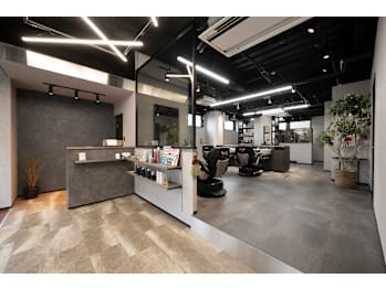 Loisirs 松戸店【ロワジール】(千葉県松戸市／美容室)