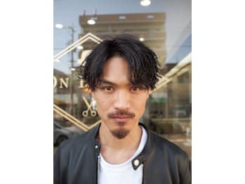 ON FLEEK【オンフリーク】【オン フリーク】(山口県下関市／美容室)