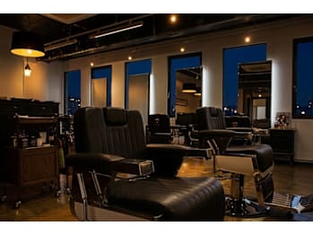 @110barbershop博多店　メンズカット/フェード/眉毛/理容室【ワンワンオー バーバー ショップ ハカタテン　メンズカット　フェード　マユゲ　リヨウシツ】(福岡県福岡市博多区／美容室)