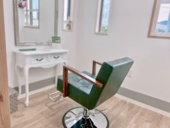 ヘッドスパサロン hair atelier nine岡部店【ヘッドスパサロン ヘアアトリエ ナイン　オカベテン】(福島県福島市／美容室)
