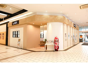 VAN COUNCIL ヒルズウォーク徳重店【ヴァン カウンシル】【ヴァン カウンシル】(愛知県名古屋市緑区／美容室)