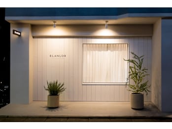 Nail Salon Blanl'or 中目黒店【ネイルサロン ブランロール】(東京都目黒区)