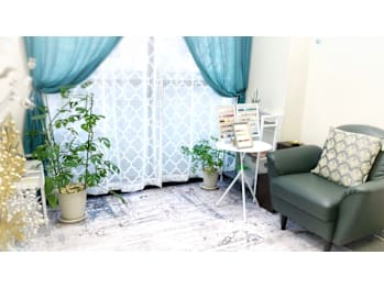 Nailsalon Lic(東京都武蔵野市)