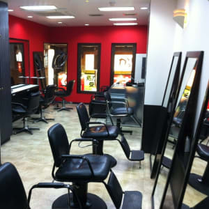 美容室に Z-ZONE(ゼットゾーン)の予約＆サロン情報 | 美容院・美容室を予約する