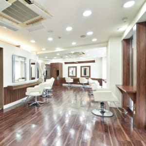 Ma Am Zee 明大前店 マアムジー メイダイマエテン の予約 サロン情報 美容院 美容室を予約するなら楽天ビューティ