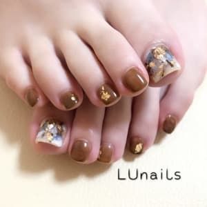 フットのオススメ順 カラーグラデーションのネイルデザイン 楽天ビューティ