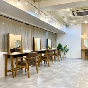 新宿駅でオススメ 前髪カットが得意な美容院 美容室選 楽天ビューティ 新宿駅でオススメ 前髪カットが得意な美容院 美容室選 楽天ビューティ