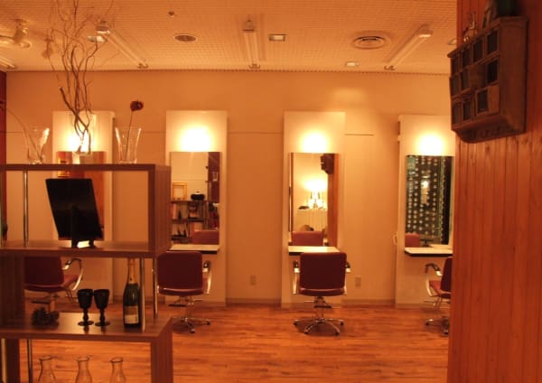 西１８丁目駅でオススメ 美容院 美容室選 楽天ビューティ