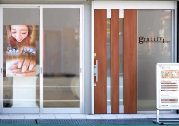 池田市で口コミが多い マツエク まつげエクステ が得意なネイル