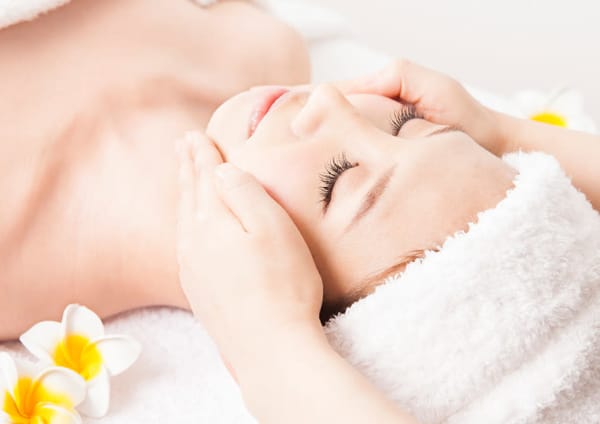 池袋駅でオススメ ハンドケア ハンドマッサージが得意なエステサロンの検索 予約 楽天ビューティ