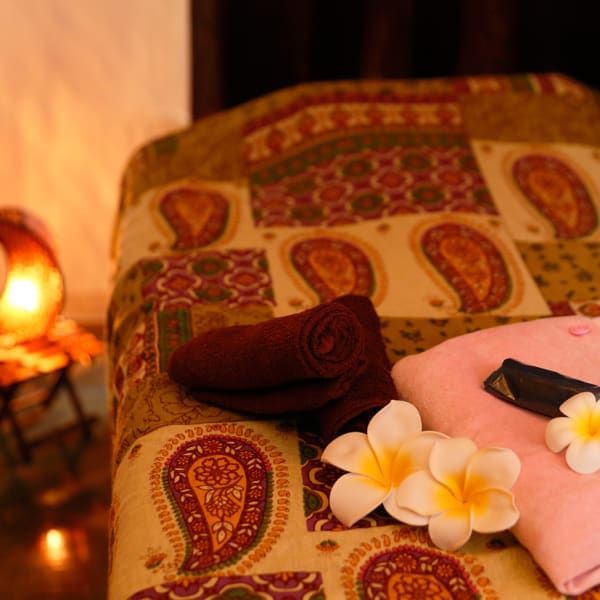 バリニーズサロン波音