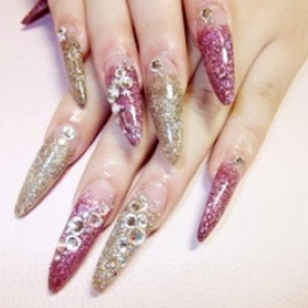 グラデーションスカルプネイル