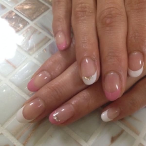 ピンクと白のフレンチ☆