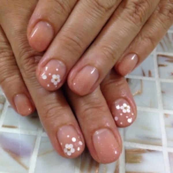 Nail salon Relache