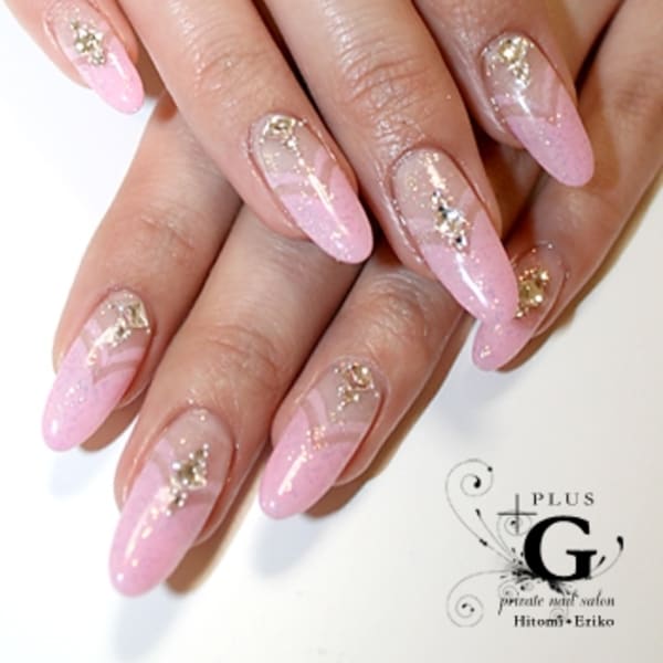 変わりフレンチネイル