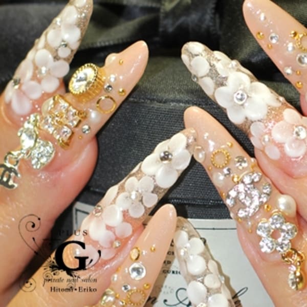 ゴージャスロングネイル