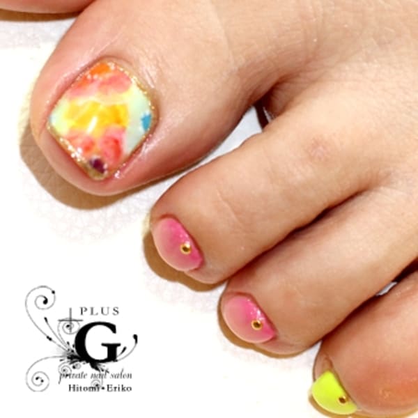 ふわふわフラワー夏フット