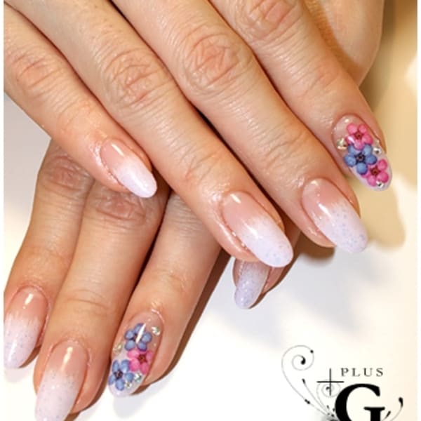 エレガントの中にラブリーさも注入!