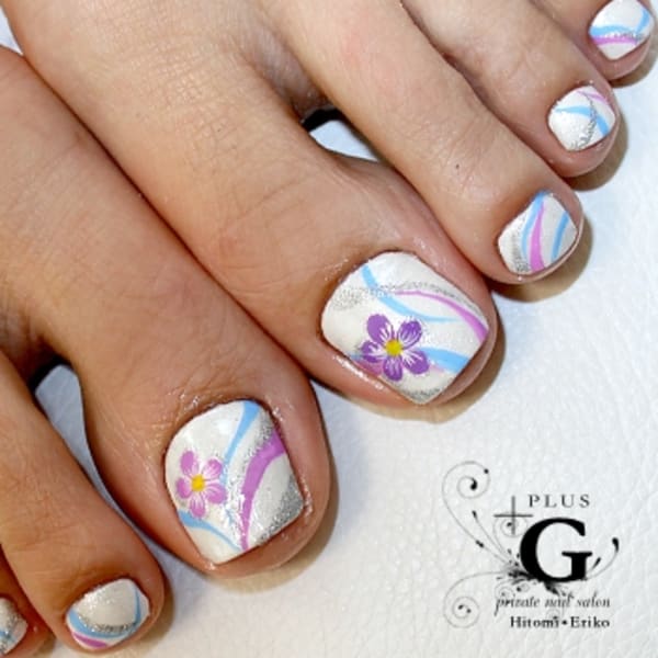 浴衣にも似合う夏のフットネイル特集